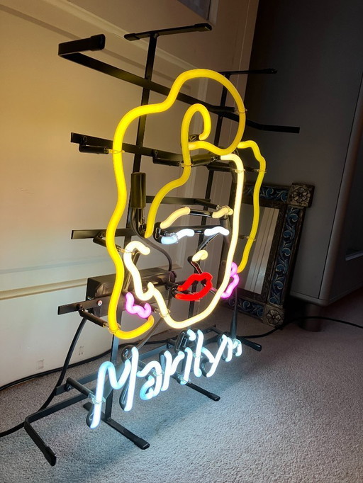 Neon sign Marilyn Monroe