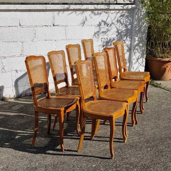 Set di 8 sedie da pranzo francesi vintage in rattan - 8 sedie da cottage in legno di ciliegio - Stile Luigi (photo 3 of 15)