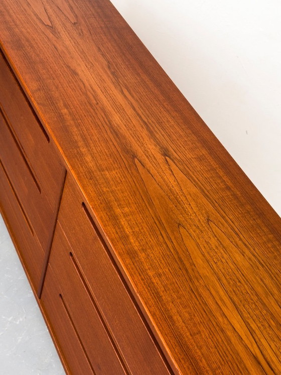 Large Teak Chest of Drawers from Tørring / HJN Møbelfabrik, 1960s – Sideboard, Wood (photo 21 of 25)