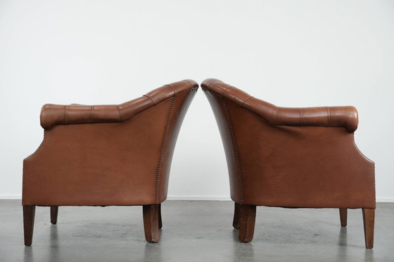 Image 1 of 2 poltrone Chesterfield color cognac in pelle di mucca in stile inglese