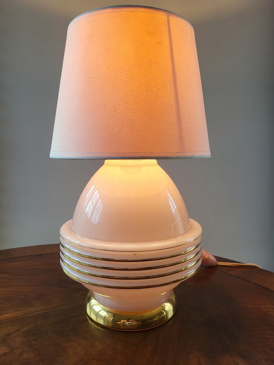 Image 1 of Art Deco Tafellamp, Rosé Clichy Glas Met Goudkleurige Afwerking, Frankrijk, 1940