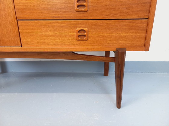 Image 1 of Piccola credenza vintage scandinava in teak degli anni '60.