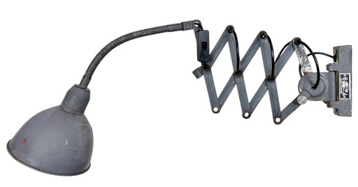 Lámpara de pared industrial gris con cuello de cisne y forma de tijera de Elektroinstala, década de 1960