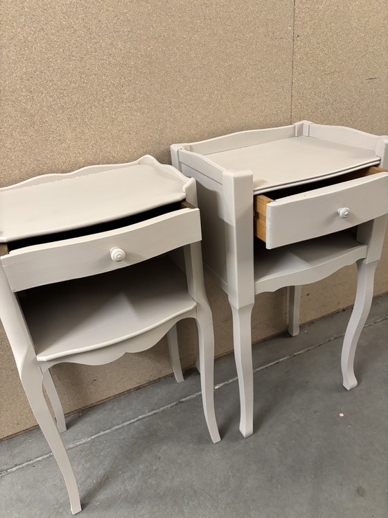 Image 1 of Tables de chevet vintage Brocante