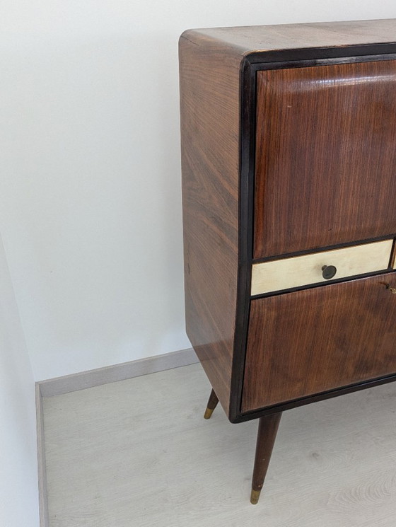 Image 1 of Buffet - Cristal, laiton, palissandre, parchemin - années 1950