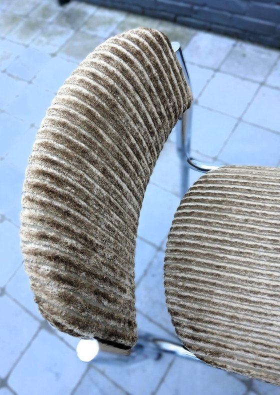 Image 1 of 4x Retro-Stühle / aus Metallrohr und Cord