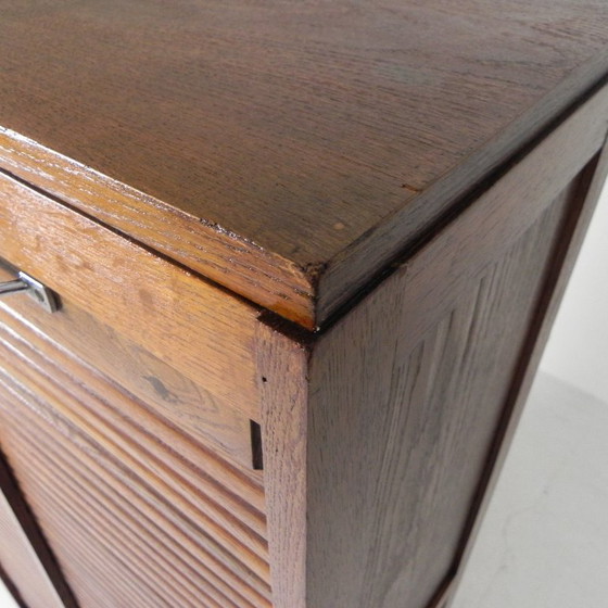 Image 1 of Eichenschrank mit Rollläden und 2 Rollläden, 148 cm hoch, 1950er Jahre