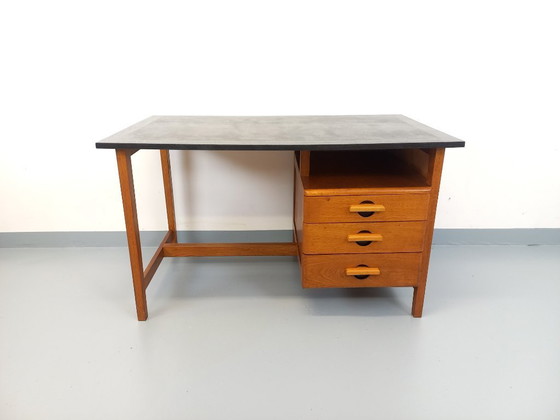 Image 1 of Scrivania vintage in legno di quercia degli anni '60