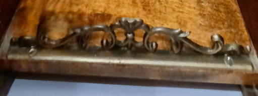 Vintage Stijl Kantelbare Spiegel met Twee Laden aan de Basis – Glass, Wood (photo 2 of 6)