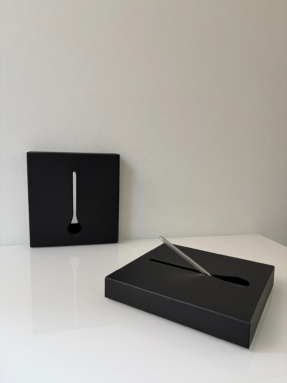 Set of 2 Adesso designer wall hooks – modern and sleek design – Coat racks, rvs (photo 9 of 13)