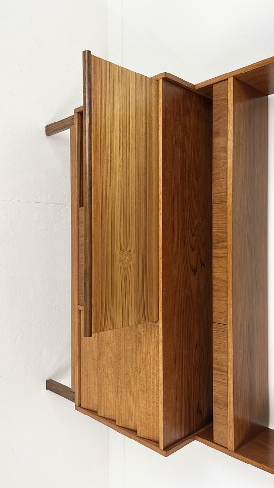 Libreria svedese vintage in impiallacciatura di teak – Librerie, Legno (photo 8 of 18)
