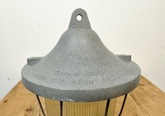 Image 1 of Lámpara de búnker industrial gris de Polam Gdansk, década de 1970