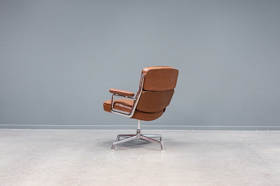 Image 1 of Eames ES108 lobby chair, 80’s