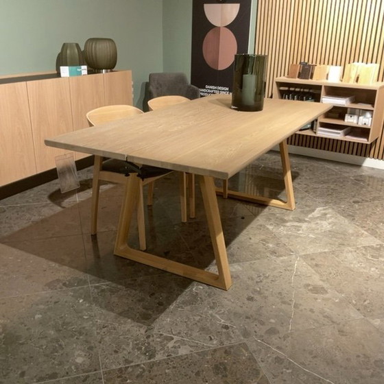 Image 1 of Skovby SM105 dining table - 195x95 extendable
