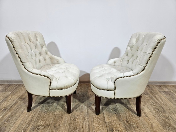 Chesterfield Armchairs, England, 1960s, Set of 2 – Leather, Wood (photo 4 of 15)