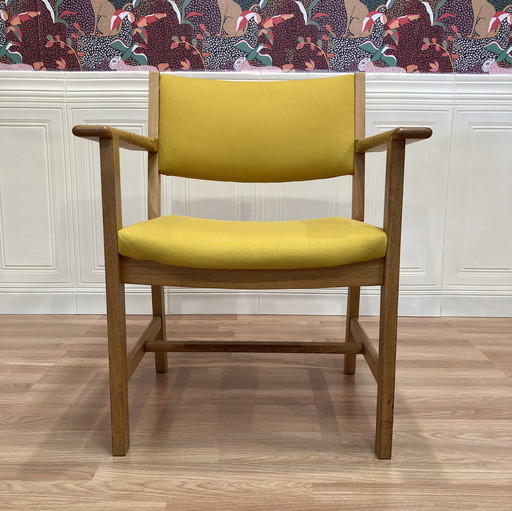 Suite de 4 fauteuils estampille Hans Wegner "design scandinave" 1960.