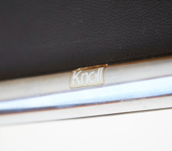 Image 1 of Charles Pollock, presidente ejecutivo de Knoll International