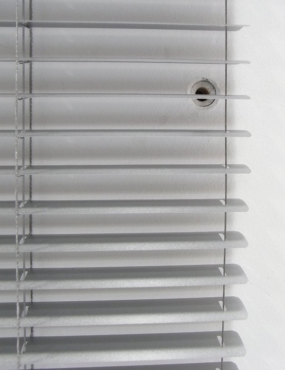 Horizontal blinds Silent Gliss Mod. 8110, original packaging, 3 pieces available – Room screens, Aluminium (photo 7 of 17)