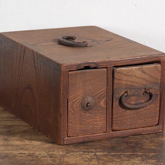 Antica scatola di legno giapponese con cassetto – Periodo Meiji–Taishō (c.1890–1920) – Armadi contenitori (photo 4 of 40)