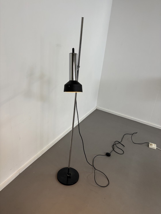 Image 1 of Lampada da terra vintage Staff Leuchten Spot cromata con lampada da terra nera modello L401 anni Sessanta