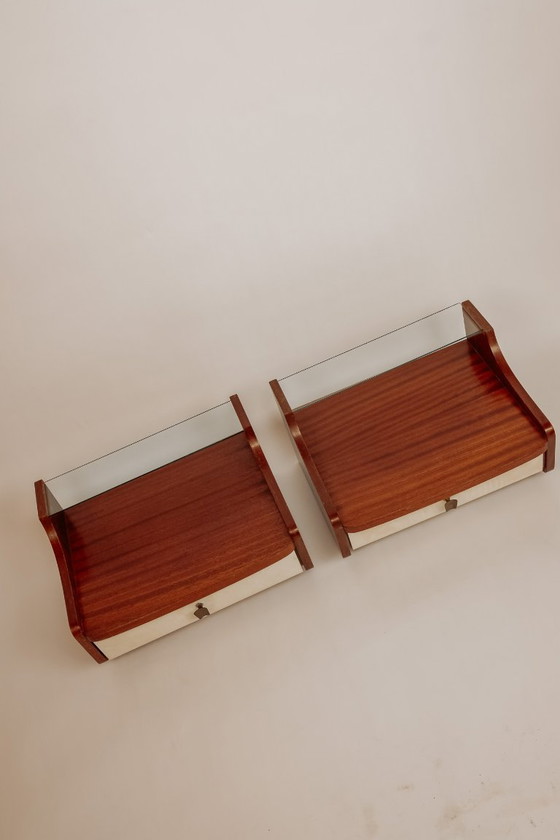 Image 1 of 2 tables de chevet flottantes vintage milieu du siècle