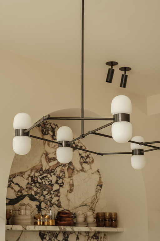 Contiene lampadario bucolico 10 bronzo