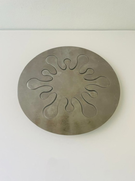 Image 1 of Set di 2 sottobicchieri vintage in metallo – iconico design retrò