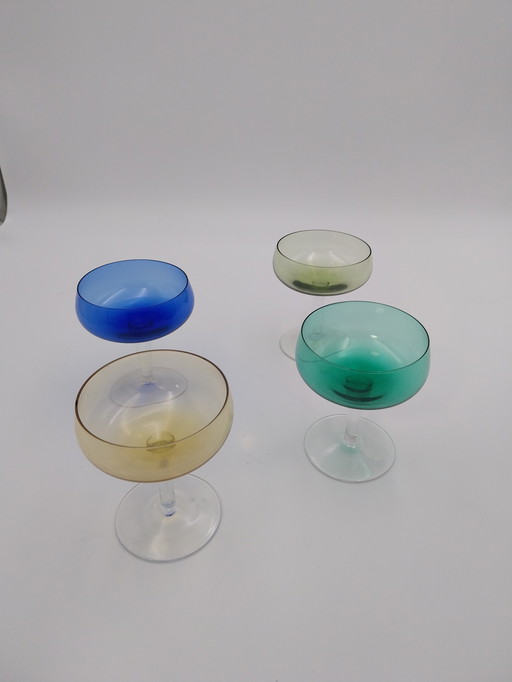 1 x set of 4 colored champagne glasses 1970's