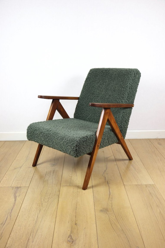 Image 1 of Poltrona vintage B-310 VAR verde oliva bouclé agnello strutturale