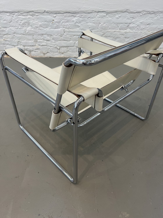 Image 1 of Gavina Wassily Stoel Marcel Breuer clubfauteuil B3