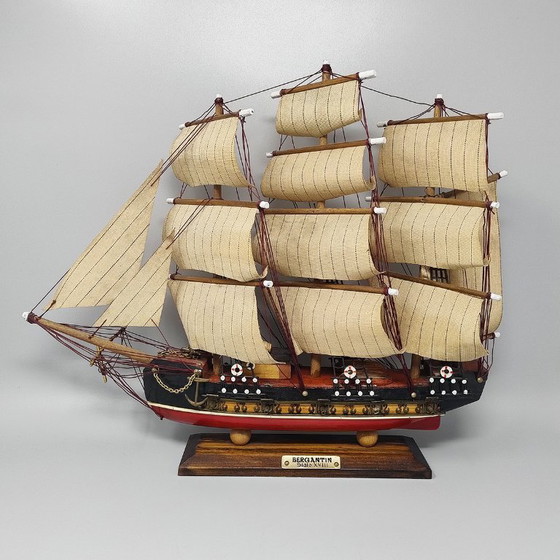 Image 1 of Impresionante maqueta de barco Bergantin Siglo XVIII de los años 70. Hecha a mano. Fabricada en Inglaterra.