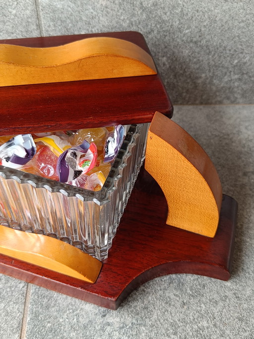 Scatola in legno in stile Art Déco con inserto in vetro, porta caramelle o portagioie di metà secolo.