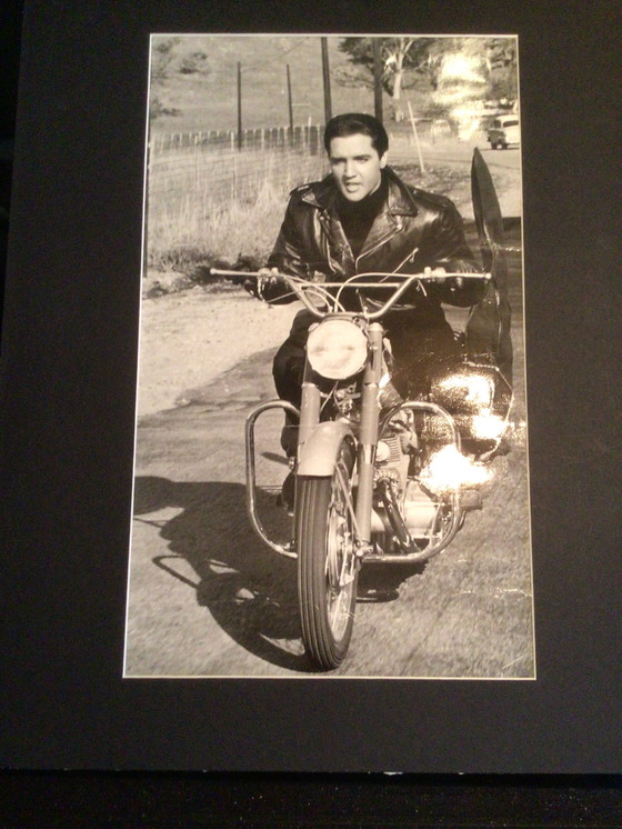 Image 1 of Boek + foto van Elvis Presley