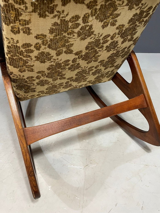 Image 1 of Schommelstoel, houtwerk, jaren 70, Tsjecho-Slowakije