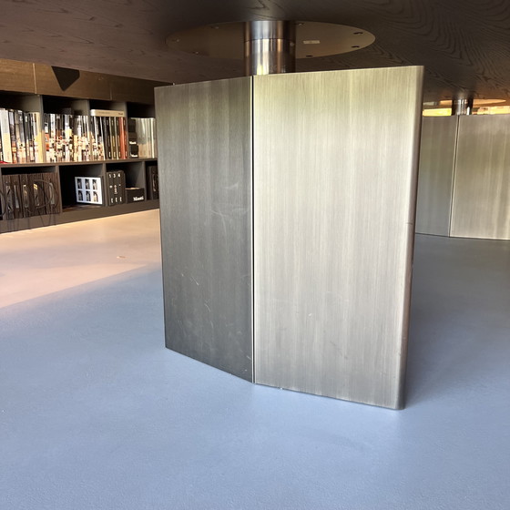 Image 1 of Minotti Morgan dining table