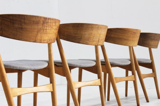 Image 1 of Vintage Deense eetkamerstoelen model 7 Helge Sibast set van 4