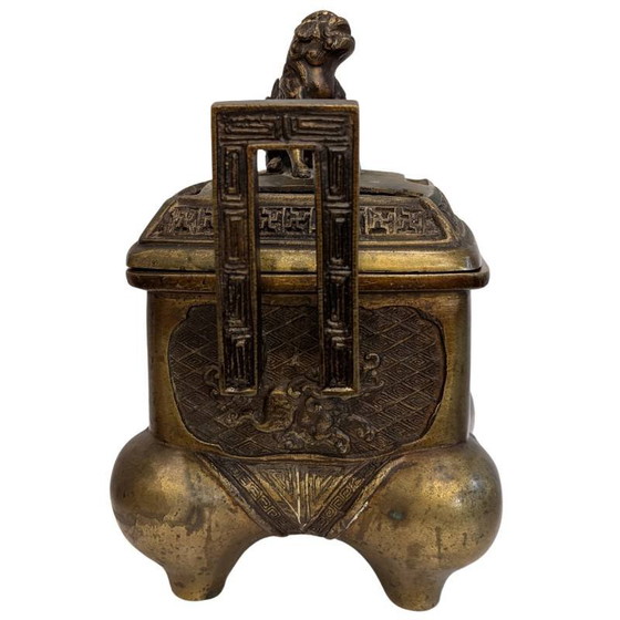 Bruciatore d'incenso in bronzo con drago e foo dog – XIX secolo – lotto 107 – Oggetti decorativi, Bronze (photo 3 of 9)