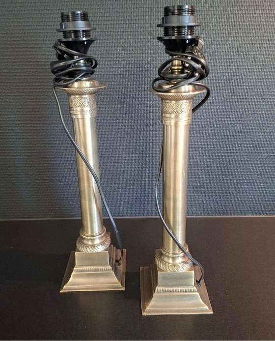 Splendido Set Lampade a Colonna Vintage Herda Ottone – Hollywood Regency - Stile Impero - Neoclassico - (photo 15 of 15)