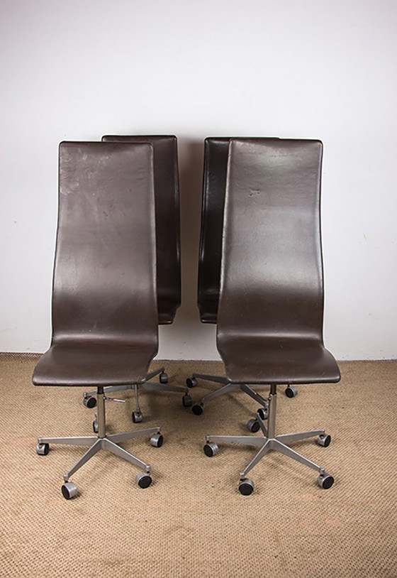 Image 1 of Serie von 4 Bürostühlen mit hoher Rückenlehne aus Leder und Aluminium Modell Oxford von Arne Jacobsen für Fritz Hansen 1980