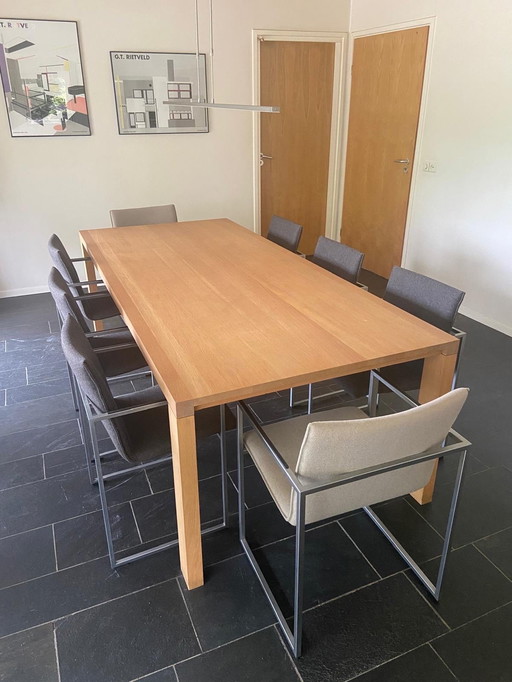 Dining table Arco Essenza XL , chairs Arco Frame