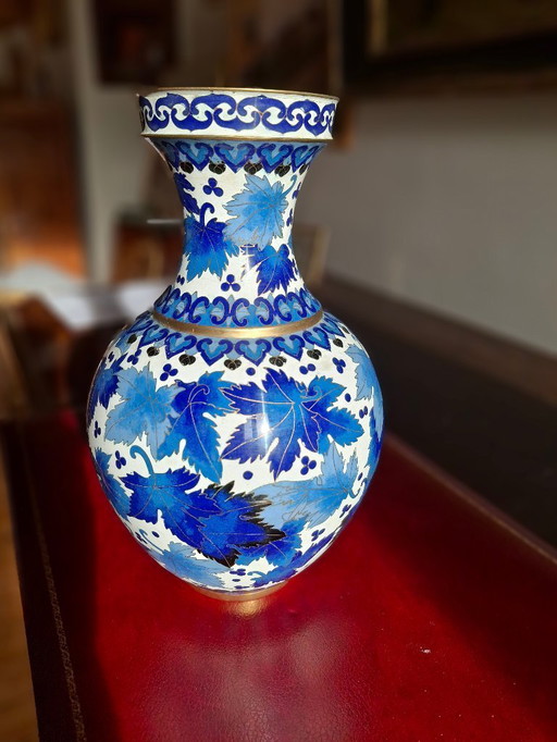 Large cloisonné enamel vase, 30.5 cm, intense blue