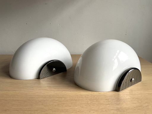 Half moon wall lamps