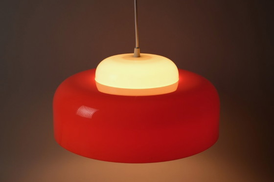 Fagerhults Belysning Suspension, Acrylique Orange et Blanc, Design Space Age des années 1960, Suède. (photo 5 of 11)