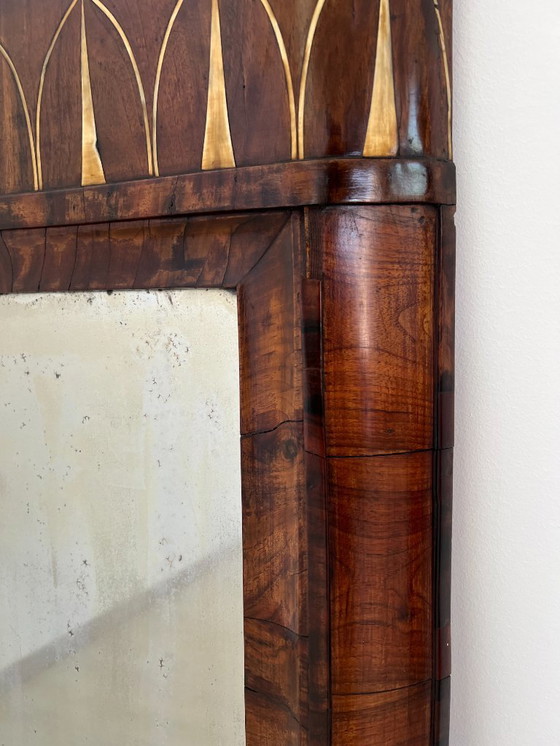 Image 1 of Cassettone - Noce - Comò con specchiera