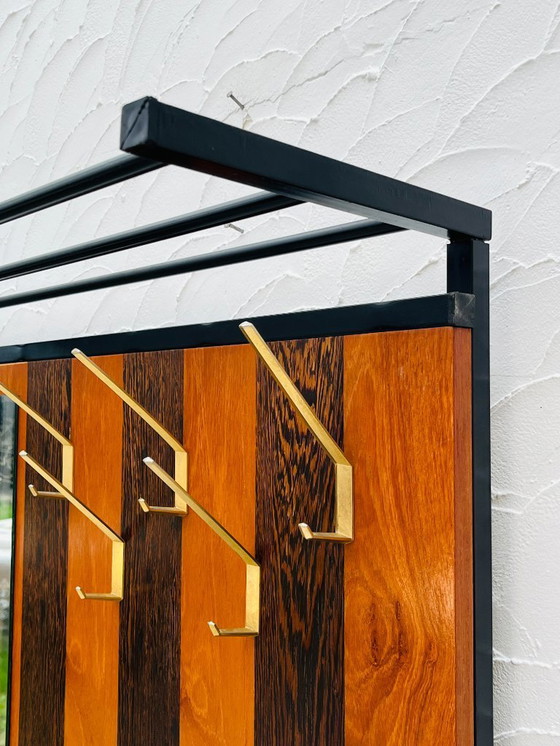 Image 1 of Vintage wandkast met opbergbankje uit de jaren 70.