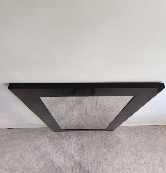 Image 1 of Barbara Barry – Grand miroir design noir laqué, élégant et intemporel 