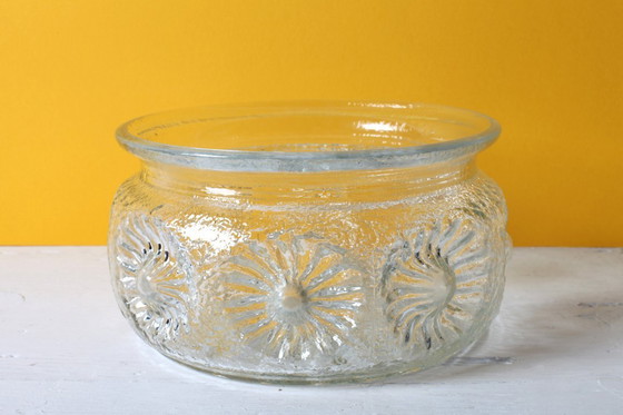 Image 1 of Schale aus Pressglas aus der Mitte des 20. Jahrhunderts: Kvety-Blumenmuster von Pavel Panek / 1973