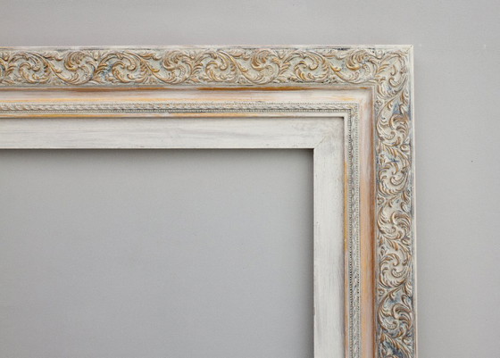 Image 1 of Gerestaureerde antieke houten lijst. Vintage houten lijst voor een schilderij, spiegel, foto, enz. Baroklijst.