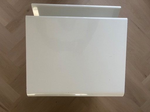 ¡Mesa auxiliar Muller en venta!