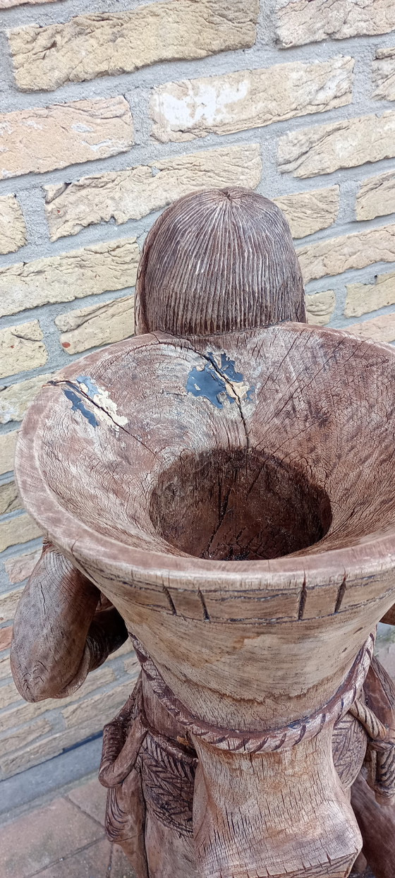 Image 1 of Zwei aus Holz geschnitzte Jäger